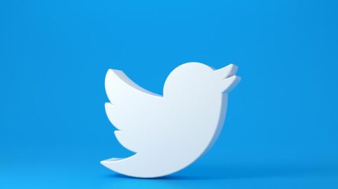Corporate Social Media: Are playful tweets helpful or unprofessional?