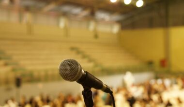 How to Stop Writing Speeches That Sound Like Everyone Else’s